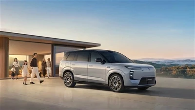 New Car-BYD Denza N8L Officially Launches: Tri-Motor Luxury SUV