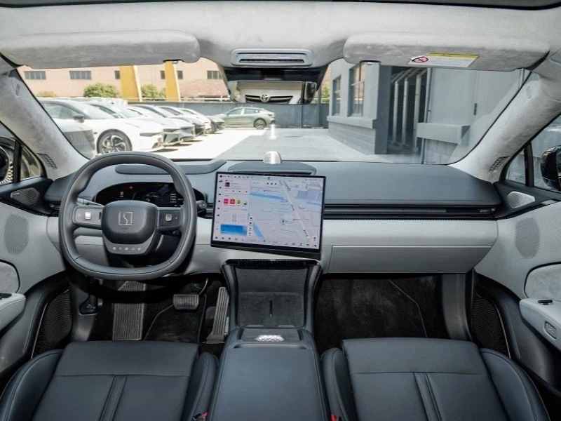 zeeker 007 sedan 688 770 870km range zeeker 007 sedan 688 770 870km range