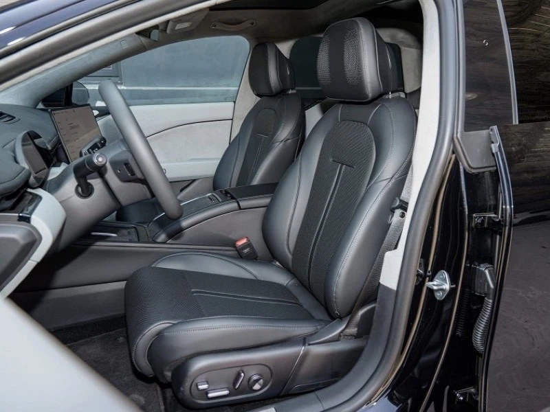 zeeker 007 sedan 688 770 870km range zeeker 007 sedan 688 770 870km range